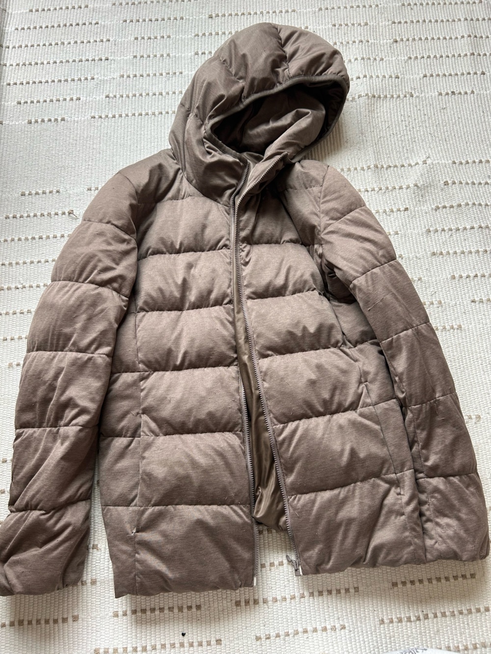 Uniqlo Women's Quilted Puffer Jacket in Taupe